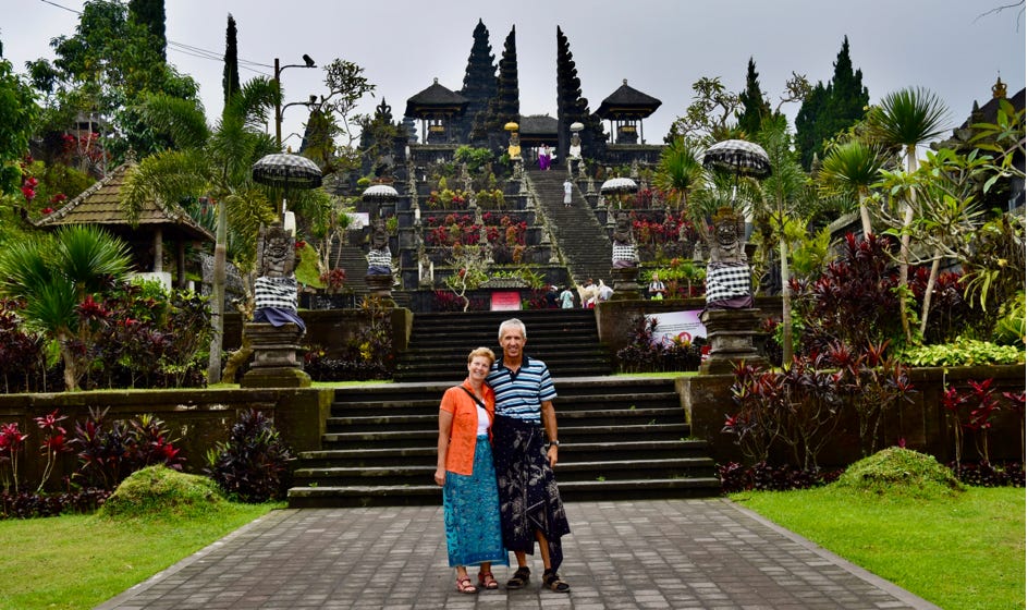 Bali, Tempelbesuch